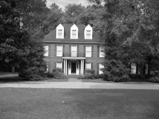 Country Club Rd